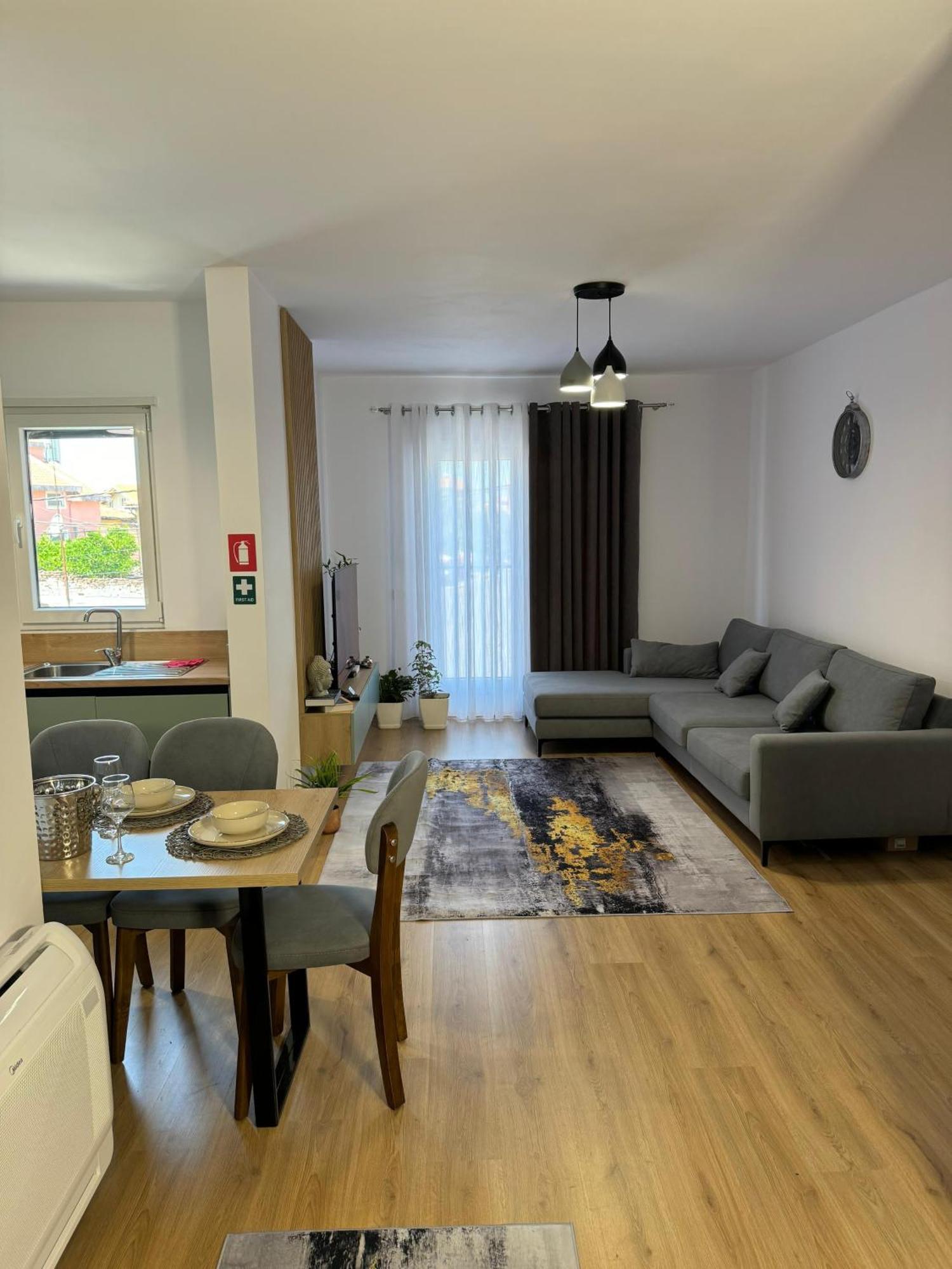 Apartment In City Center Σκόδρα Εξωτερικό φωτογραφία